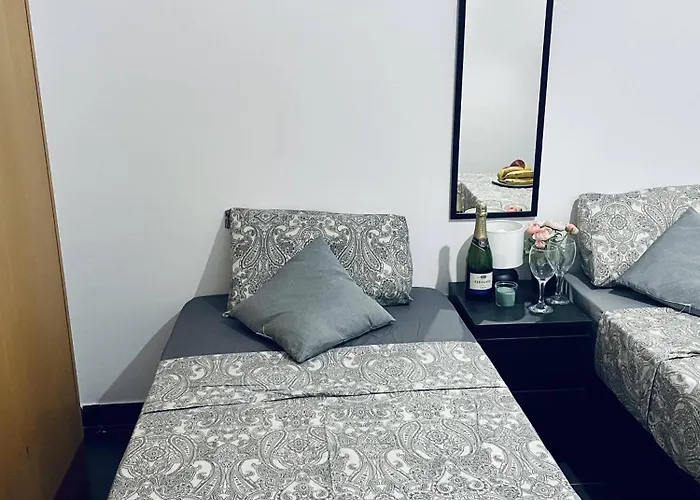 Sepulveda 3 Oda ve Kahvaltı Barselona